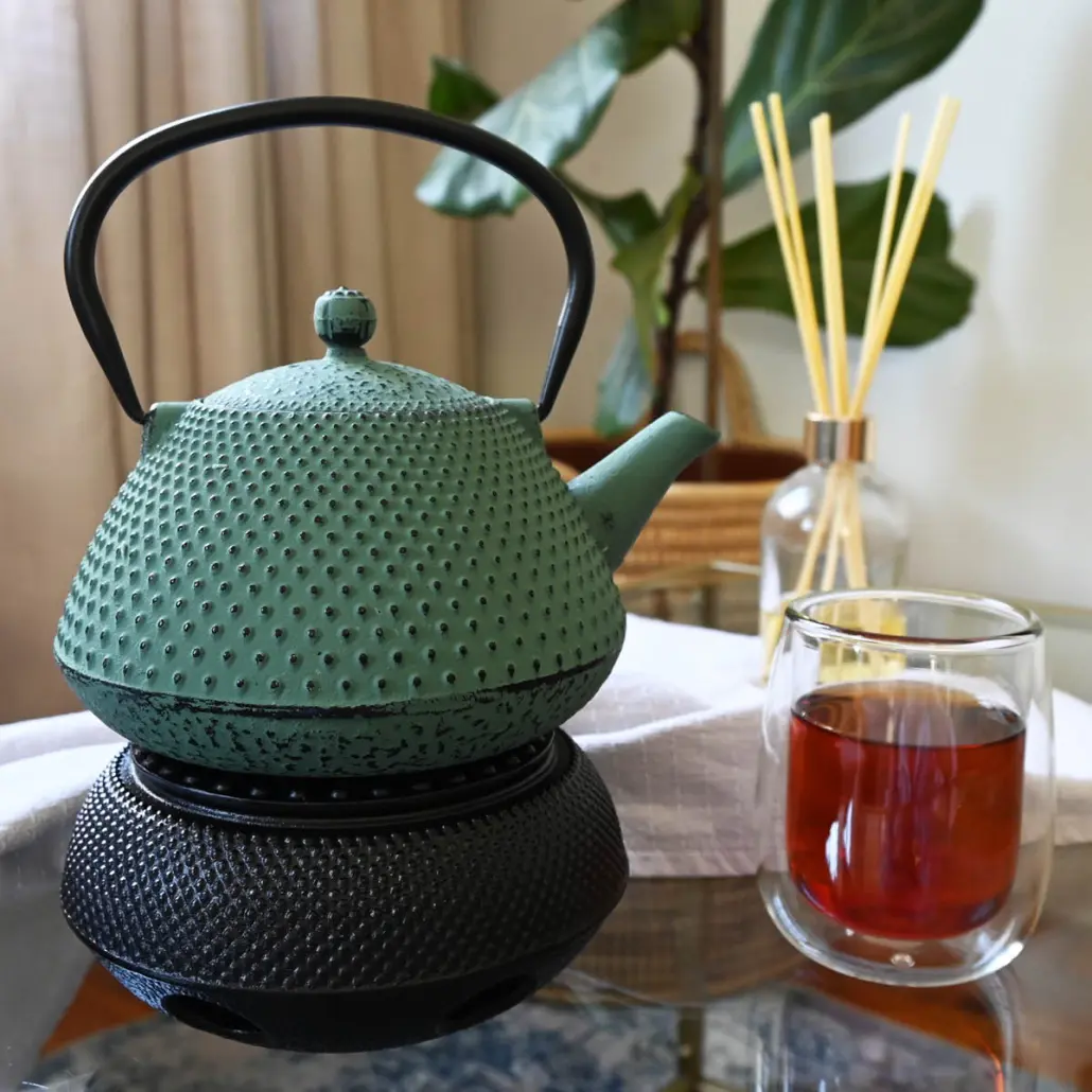 Cast Iron Teapot - Sage Pear-Shaped (700ml) - Image 3