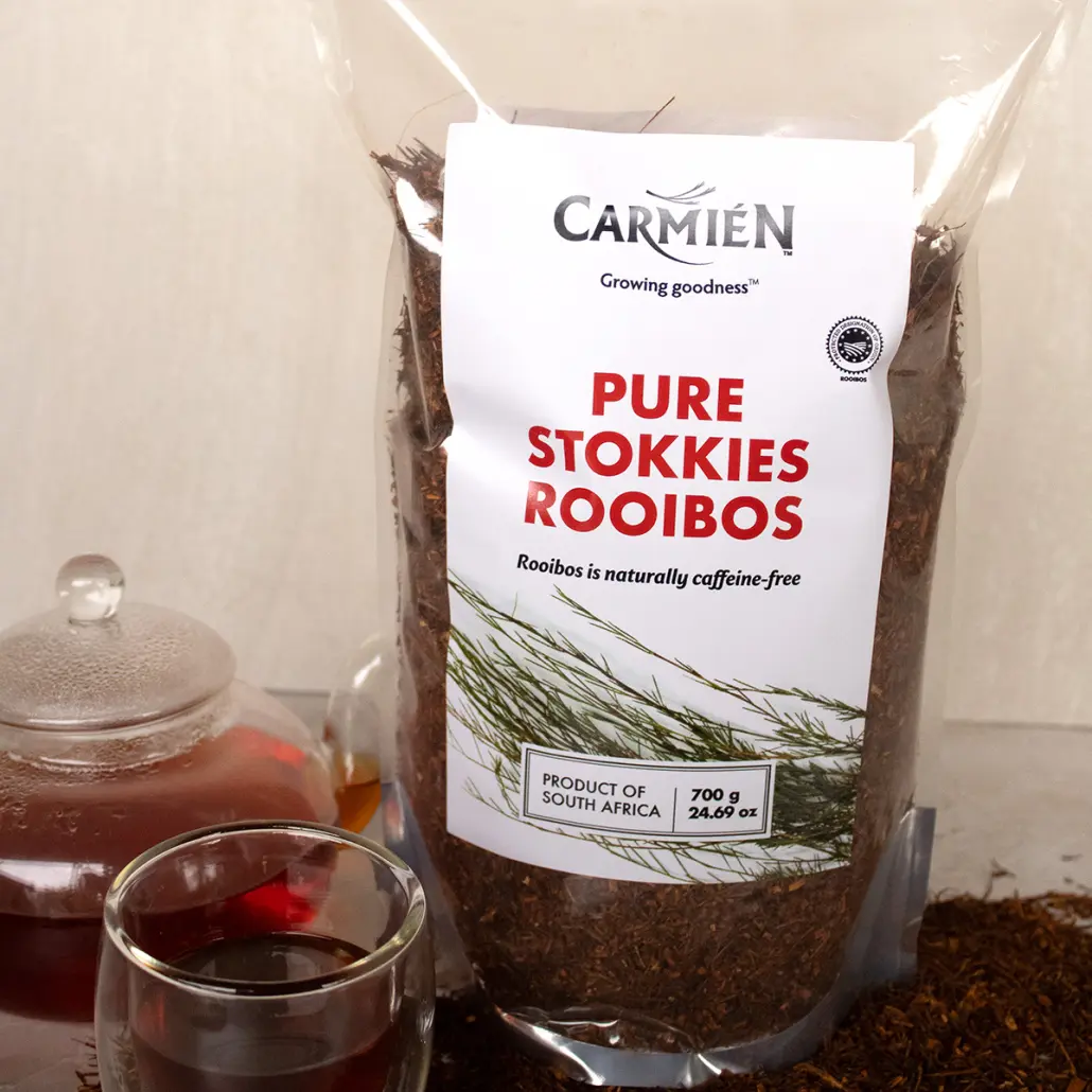Handcrafted rooibos tea in a resealable bag, emphasizing natural South African Stokkies Rooibos for caffeine-free, antioxidant-rich herbal tea. Ideal for health-conscious tea lovers.